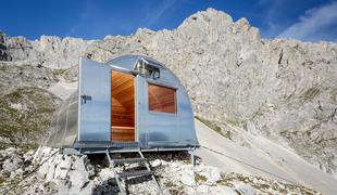 #MaleZmage: Bivališče z najbolj spektakularnim razgledom v Sloveniji?