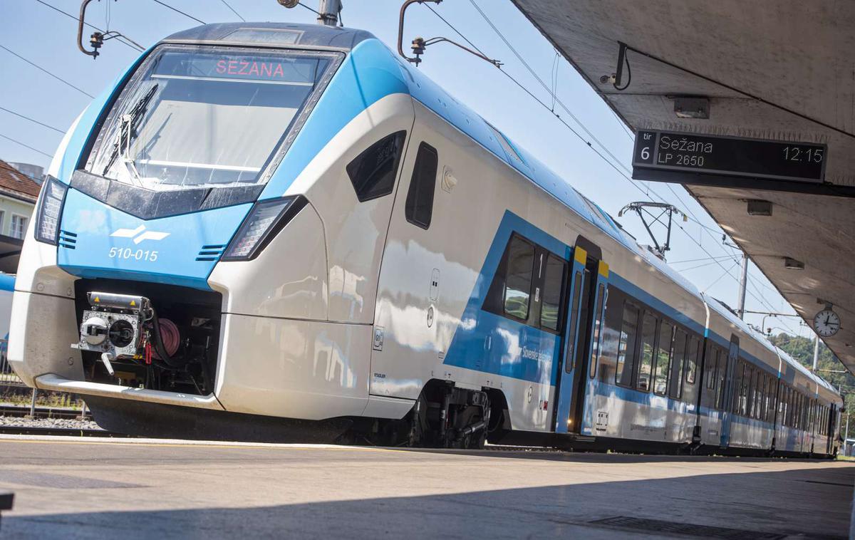 Vlak | Kot so zapisali pri ZN, je trajnostni promet ključnega pomena za trajnostni razvoj. | Foto STA