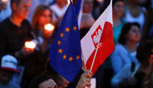 Bruselj ukrepa proti Poljski, grožnja s 7. členom ostaja