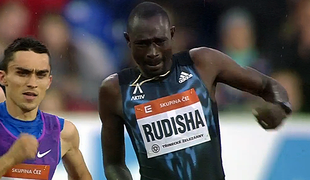 Svetovni rekorder Rudisha se je poškodoval že po 100 metrih (video)