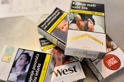 Novela tobačnega zakona predvideva prepovedi kadilnic in arom v elektronskih cigaretah