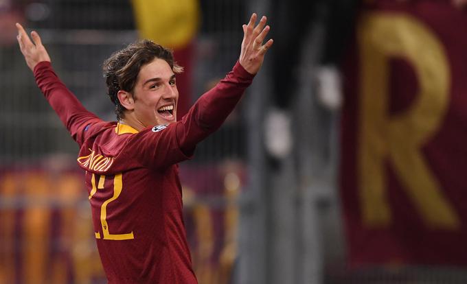 Nicolo Zaniolo je dvakrat pospravil žogo v mrežo Porta. | Foto: Reuters