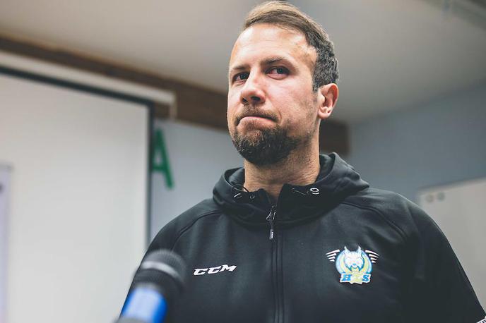 Zbor slovenske hokejske reprezentance, Bled Mitja Robar | Mitja Robar se je po štirih letih vrnil v reprezentanco. | Foto Grega Valančič/Sportida