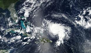 Orkan Dorian: ponekod na Floridi zmanjkalo goriva, turisti zapuščajo Bahame