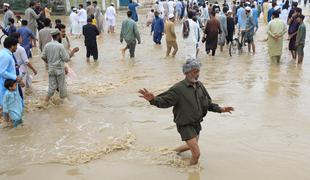 Zaradi približevanja ciklona Pakistan odredil evakuacijo 80 tisoč ljudi