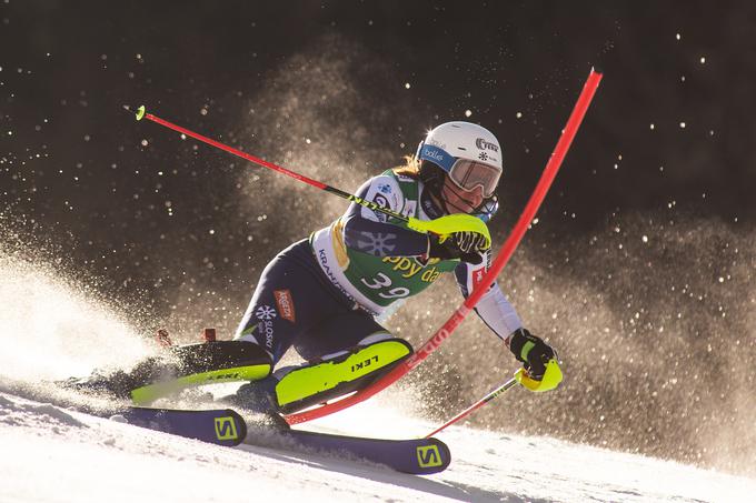 Maruša Ferk tudi v Kranjski Gori ni prekinila črnega slalomskega niza. | Foto: Matic Ritonja/Sportida