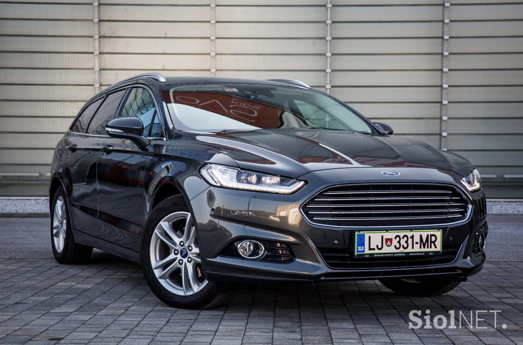 Ford S-max 2.0 TDCi vignale vs. Ford mondeo karavan 2.0 TDCI AWD titanium