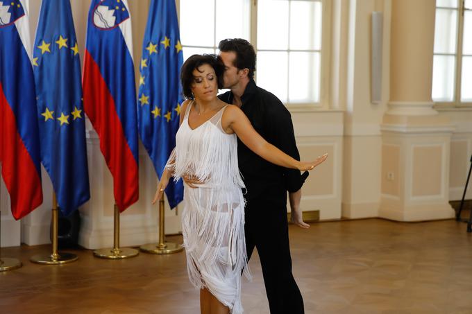 Melinda Torokgyorgy Škufca, žena in soplesalka Andreja Škufce, bo v predstavi Dance Amore nadomestila Katarino Venturini, ki se je nastopu odpovedala. | Foto: Mediaspeed