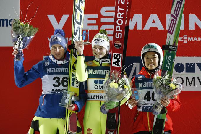 V Lillehammerju leta 2014 je skočila na najvišjo stopničko odra za zmagovalke in premagala tudi Danielo Iraschko Stolz ter japonsko kraljico Saro Takanaši. | Foto: Guliverimage/Vladimir Fedorenko