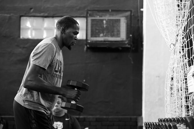 Kevin Durant bo Američane skušal popeljati do velikega finala. | Foto: Getty Images