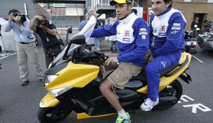 Je Suzuki prestavil vrnitev v MotoGP zaradi Rossija?