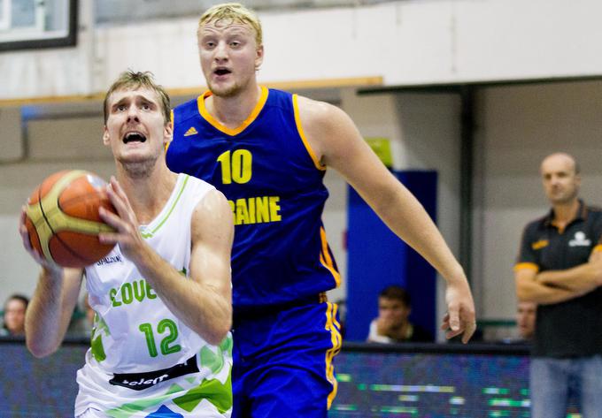 Za ukrajinske košarkarje je značilno, da so nekoliko robustnejši. | Foto: Vid Ponikvar