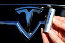 Tesla litij-ion baterija