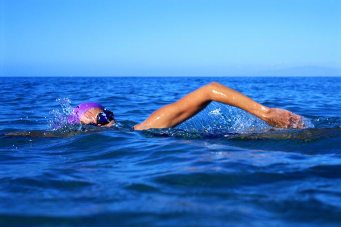 Ena izmed najpogostejših rekreacij na morju je tudi plavanje. | Foto: 