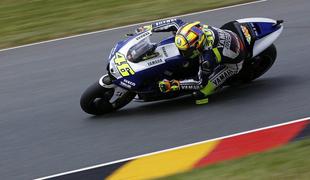 Rossi: S komolcem sem se rešil pred gotovim padcem