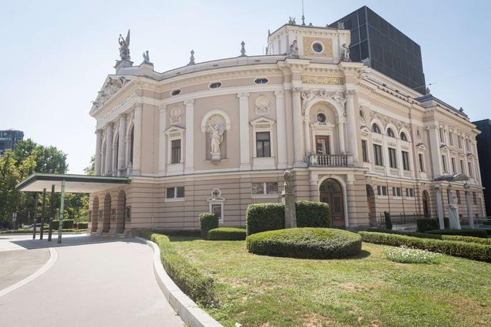 SNG Opera in balet Ljubljana | Kot je povedal direktor hiše Staš Ravter, se ves čas borijo s financami, da lahko izpeljejo tako zahtevne programe, vendar jim zaenkrat uspeva. | Foto STA