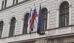 Na poslopjih slovenske, avstrijske in češke vlade zaplapola izraelska zastava