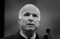 Umrl ameriški senator John McCain #foto #video