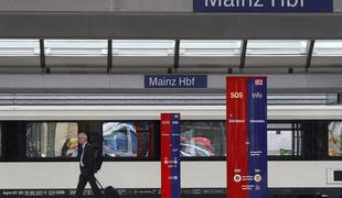 V Nemčiji železniški kaos zaradi pomanjkanja prometnikov