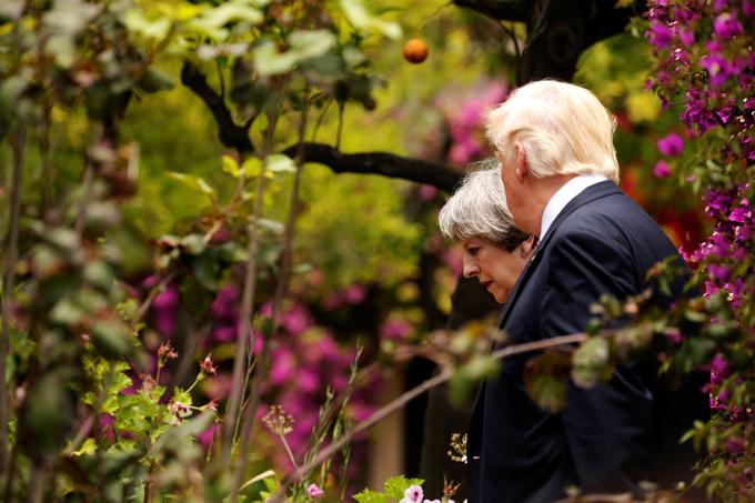O čem se je Trump pogovarjal z britansko premierko Thereso May? | Foto: Reuters