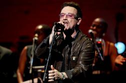 Bono iz U2: Večine naših skladb se sramujem