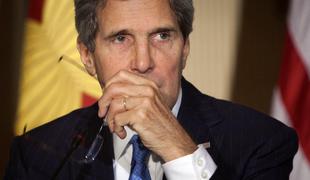 Kerry pohvalil Sirijo zaradi uničevanja kemičnega orožja