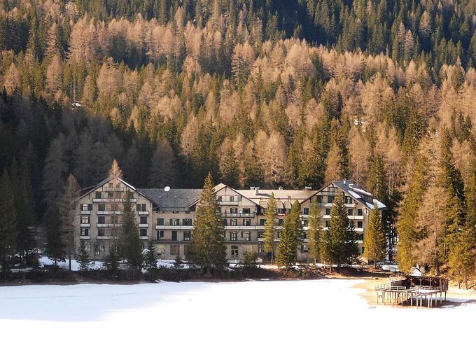 Hotel Pragser Wildsee | Foto: Luca Lorenzi/Wikipedia