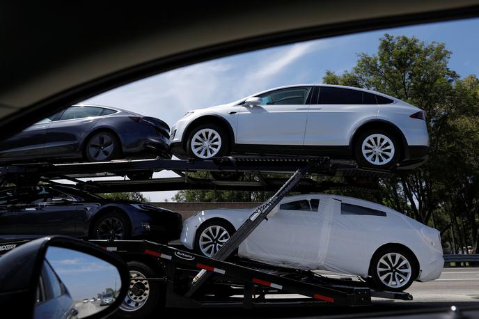 Tesla | Tesla je v zadnjem četrtletju prodala 83 tisoč električnih avtomobilov, od tega 56 tisoč modelov 3. | Foto Reuters
