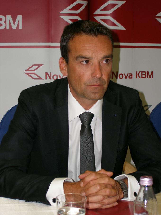 Nadzorni svet NKBM je vodil Dušan Jovanovič, ugledni gospodarski pravnik, ki se je v prostem času ukvarjal tudi s finančnimi naložbami. Kreditirala jih je NKBM. | Foto: STA ,