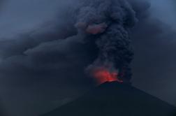 Na Havajih zaradi izbruha vulkana evakuirali prebivalce #video