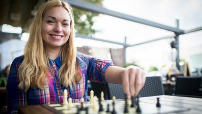 Vse štiri slovenske šahovske ekipe v predzadnjem krogu EP poražene
