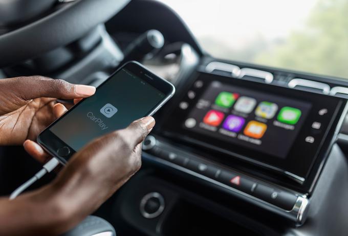 Avtomobil bo seveda podpiral tudi moderno povezavo oziroma zrcaljenje z aplikacijami na pametnih telefonih. | Foto: 