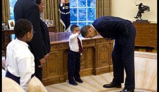 Odmeva zgodba o fantu, ki se je dotaknil las Baracka Obame