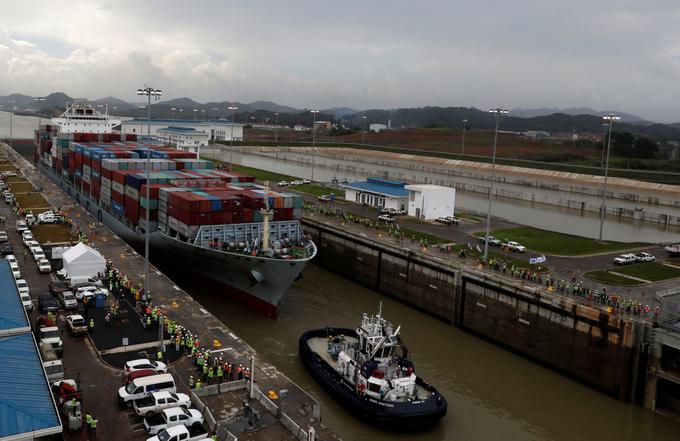 Prenove Panamskega prekopa so se lotili pred devetimi leti, saj večje ladje niso mogle več prečkati obstoječih zapornic. | Foto: Reuters