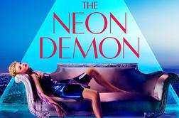 Neonski demon (The Neon Demon)