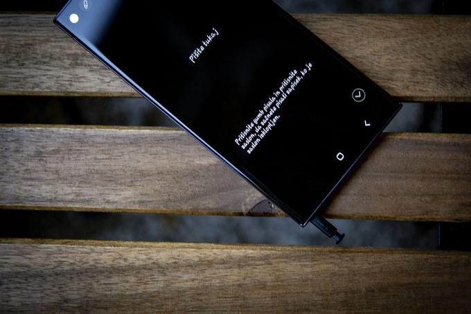 Nekoč na phabletih Samsung Galaxy Note, zdaj na modelih Ultra serije Samsung Galaxy S – letošnji S23 Ultra je drugi telefon serije Galaxy S s pisalom S Pen. | Foto: Ana Kovač