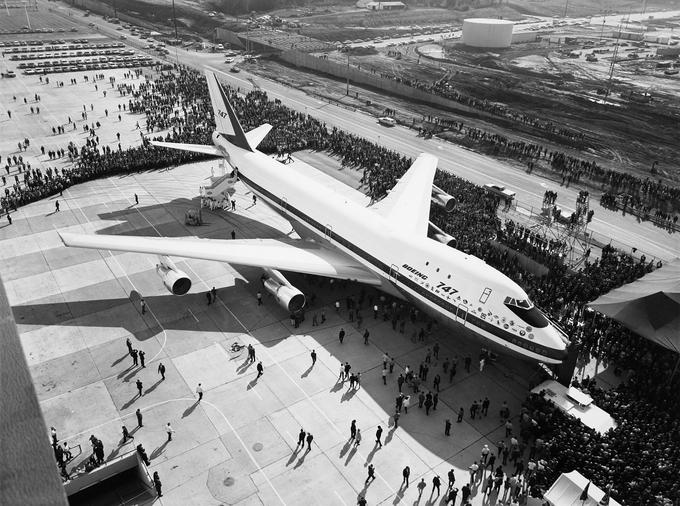 Prvi javni prikaz letala na pariški letalski razstavi.  | Foto: Thomas Hilmes/Wikimedia Commons