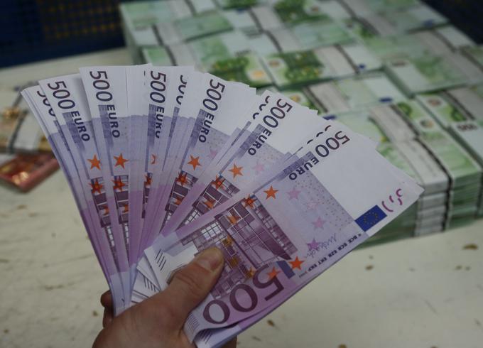 Poleti 2013 so se v bankah v Sloveniji začeli obremenitveni testi, v javnosti bolj znani kot stresni testi, in pregledi kakovosti njihovega premoženja. | Foto: Reuters