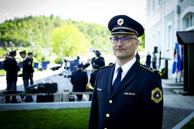 Vodja Policijskega orkestra in policijski svetnik Roman Grabner | Foto: Ana Kovač