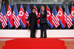 Trump in Kim Džong Un brez dogovora predčasno končujeta srečanje #video