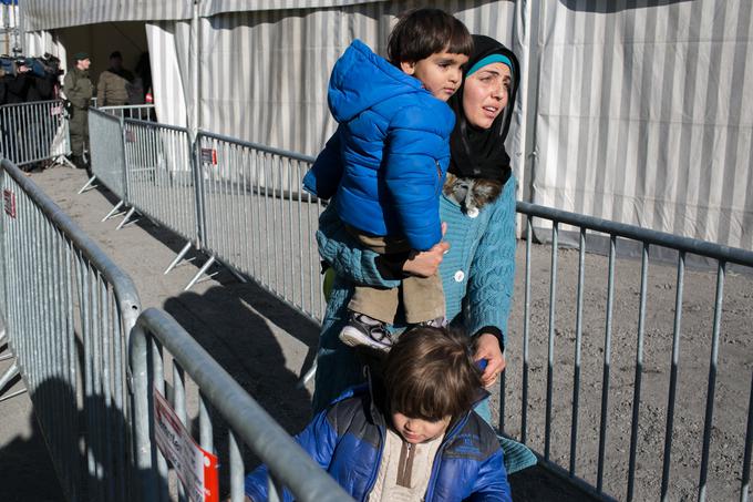 S sprejetjem predloga bi beguncem in prosilcem za azil zanikali pravico do zaščite, opozarjajo v nevladnih organizacijah. | Foto: Klemen Korenjak