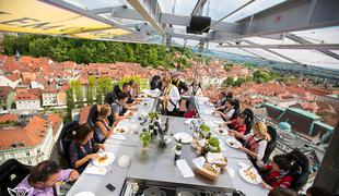 Svetovna uspešnica Dinner in the Sky® 2016 spet prihaja v Slovenijo!