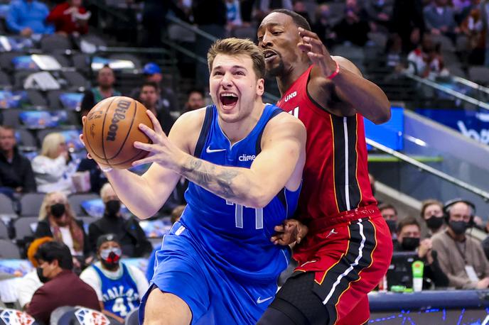 Luka Dončić | Luka Dončić je moral priznati premoč košarkarjem Miamija. | Foto Reuters