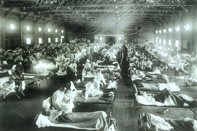 Španska gripa je vzela precej več življenj kot prva svetovna vojna. Po nekaterih ocenah vsaj 50 milijonov. | Foto: 