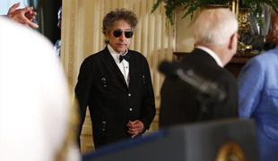 Bob Dylan bo dobil francosko odlikovanje