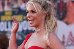 Britney Spears spet snema, in to z eno največjih glasbenih legend #video