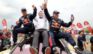 Sainz premagal sipine za zmago na Dakarju