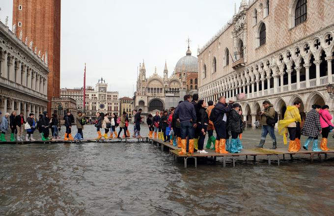 Benetke so prizadele najhujše poplave v zadnjih desetih letih. | Foto: Reuters