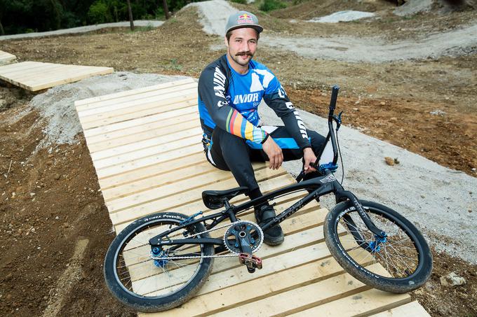 Filip Flisar: pozimi na smučeh, poleti na kolesu | Foto: Sportida
