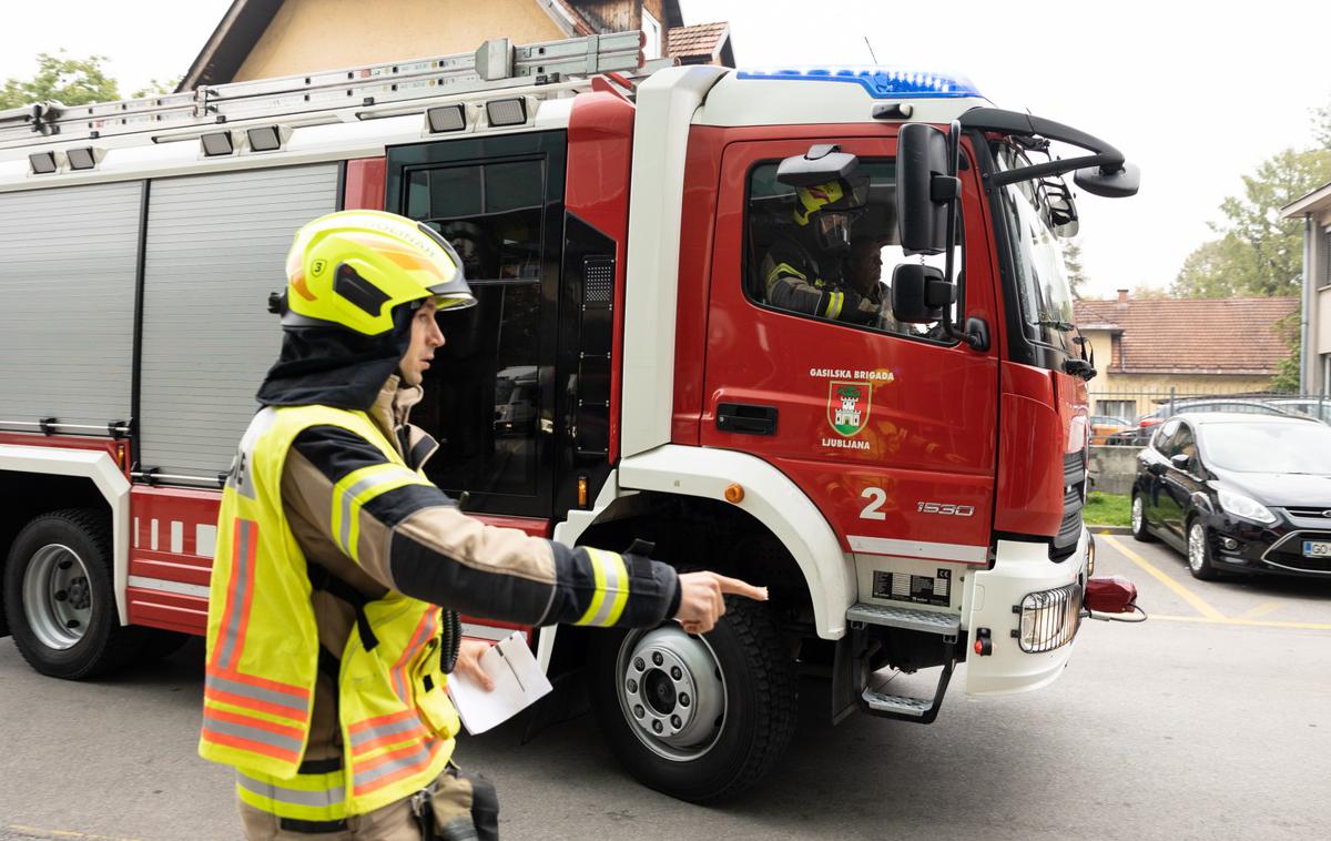 Gasilci | Zaposleni so požar začeli gasiti še pred prihodom gasilcev. | Foto STA